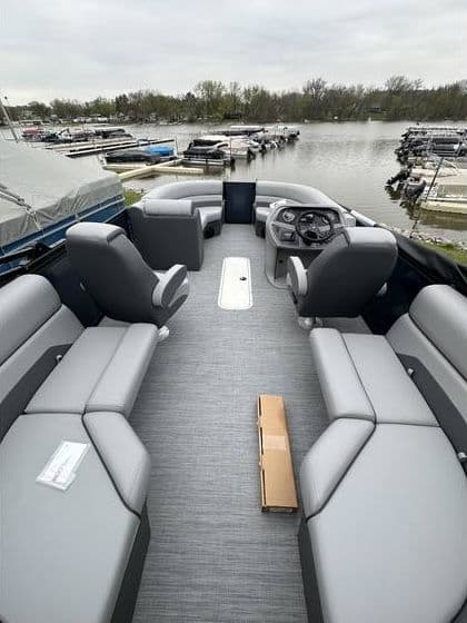 2025 FLAGSHIP E20CU - Image 8