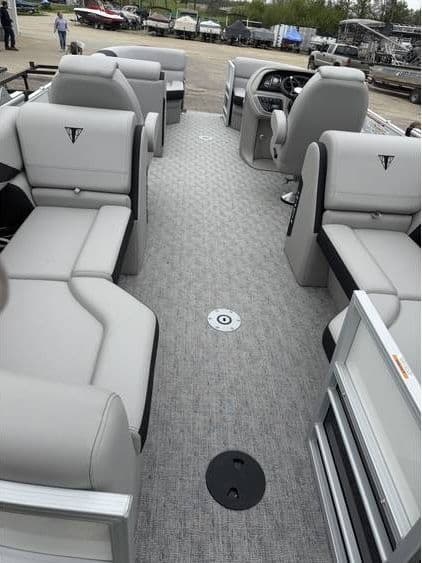 2025 Trifecta 22 RF LE - Image 4