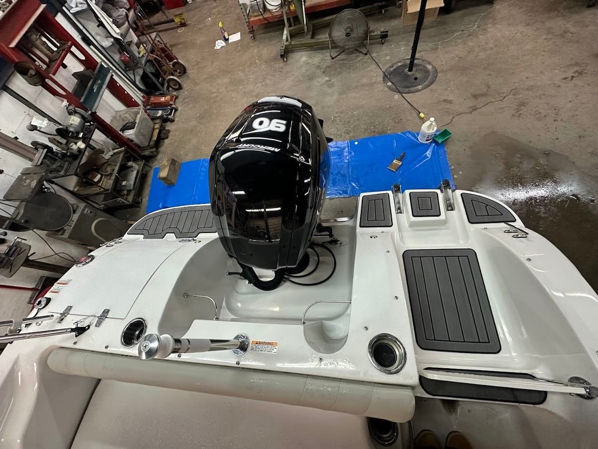 2022 Starcraft 1915 LIMITED - Image 19