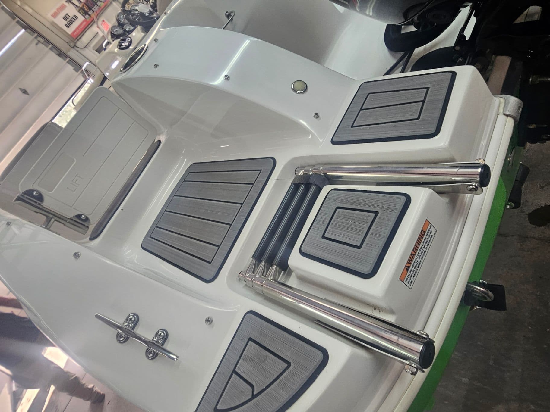 2022 Starcraft 1915 LIMITED - Image 4